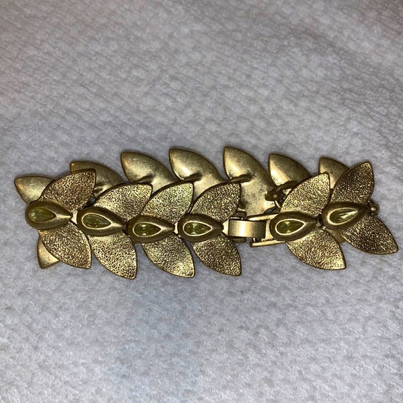 Pedal Bracelet - Picture 1 of 6